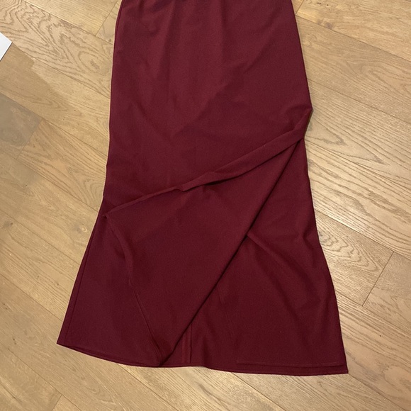 Park and Fifth Burgundy Maxi Maternity Dress - Picture 3 of 6
